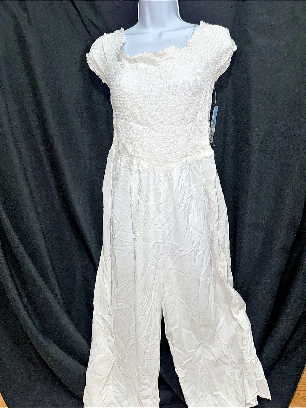 J for Justify D1702 Smocked Jumpsuit in White Size 2X NWT